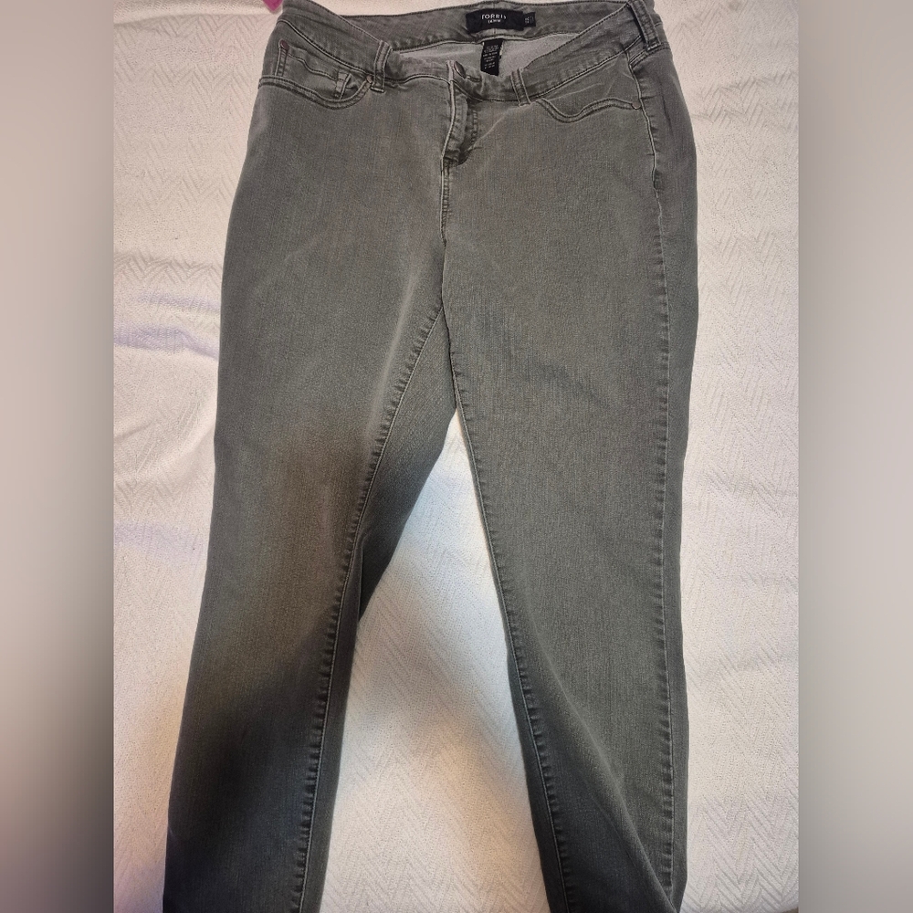 Torrid Size 16 R Gray Jeans